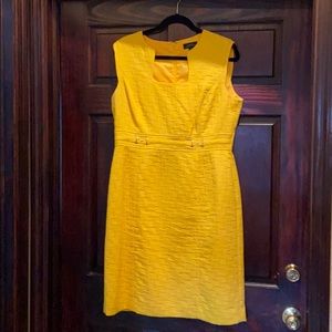 Yellow dress